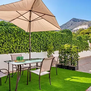 https://villa-carmen-garden-parking.1costadelsol.com