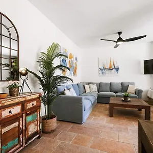 https://apartamento-catedral-centro-de-mlaga-estreno.es-andalucia.com
